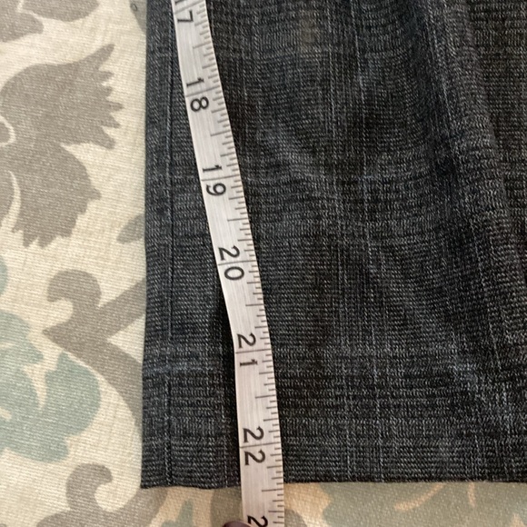 Express Design Studio Crops, Size 4 - Picture 7 of 9